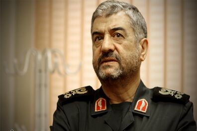 سردار جعفری از تلاش های ابراهیم حاتمی کیا تقدیر کرد