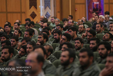 تجلیل از رزمندگان مدافع حرم