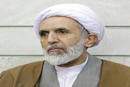 حفظ جان امام زمان از ترور لازم است