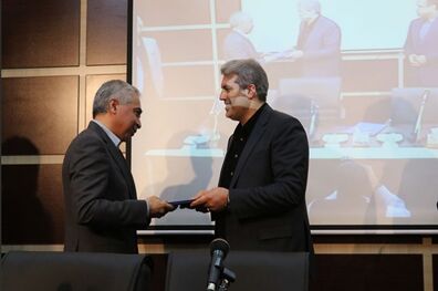  بهبود اقتصاد کشور به همت و پشتکار بیشتر نیاز دارد