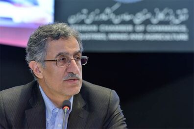 بی‌ تصمیمی، اقتصاد کشور را رنج می‌دهد/ لزوم معرفی زودتر وزیر صمت برای ساماندهی بازار خودرو