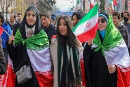 درخواست حزب اتحاد ملت برای لغو قانون حجاب اجباری