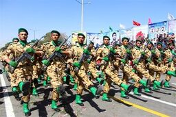 مراسم رژه روز ارتش در تهران آغاز شد