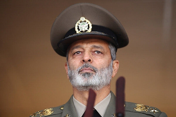 مأموریت اصلی ما دفاع از حدود و ثغور و استقلال و نظام جمهوری اسلامی است
