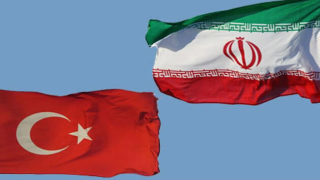 وزرای کشور ایران و ترکیه خواهان تحکیم روابط دو جانبه شدند 