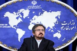ظریف یکشنبه به یونان می‌رود