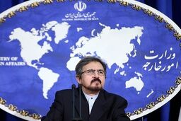ظریف یکشنبه به یونان می‌رود