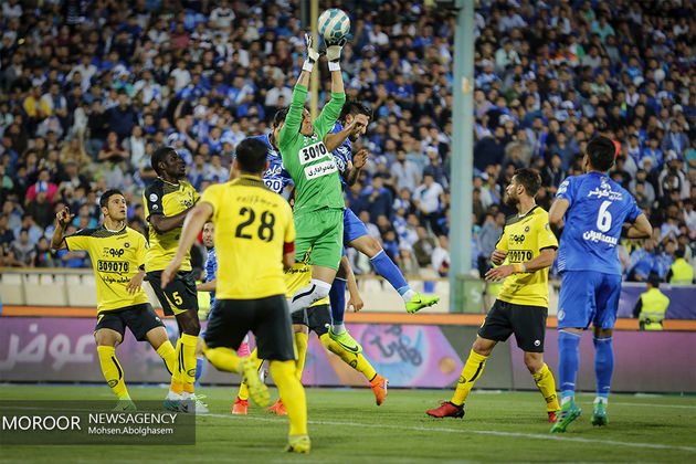 تساوی سپاهان مقابل نساجی مازندران