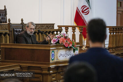 نشست خبری رییس مجلس شورای اسلامی