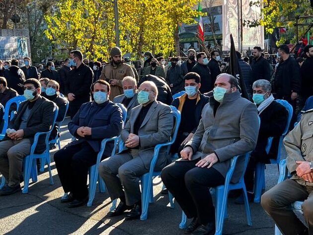 مراسم تشییع پیکر ۱۵۰ شهید گمنام در تهران آغاز شد/ شهدای انقلاب اسلامی لاله‌های بر پیشانی عزت و افتخار ایران عزیز هستند