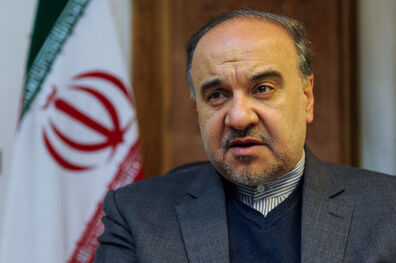 آمارهای نگران کننده از مصرف لوازم آرایش و دارو در کشور