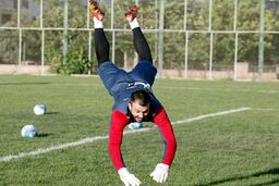 تقلید گلر پرسپولیس از هیگوئیتا
