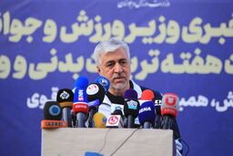 وزارت ورزش رنگی نیست!