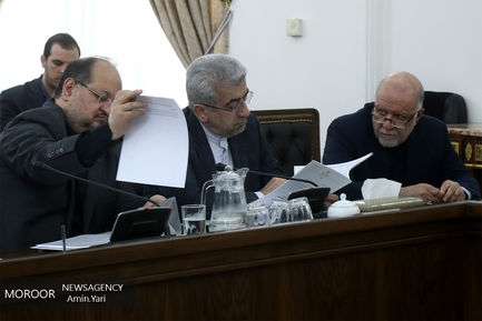 جلسه شورای اقتصاد با حضور معاون اول رییس جمهوری