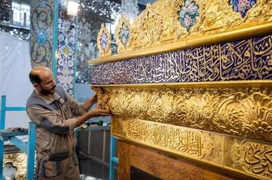 ضریح جدید حرم حضرت زینب (س) نصب و رونمایی شد