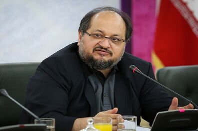 معامله آزاد ارز بدون تعیین سقف انجام شود