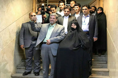 کواکبیان هم آمد/حضور احمدی نژاد آمدنم را تقویت کرد