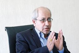وضعیت نابسامان اقتصادی امروز ناشی از رشد پایین اقتصادی است نه رکود
