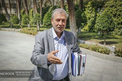 تمام تلاش خود را برای ایجاد اشتغال‌های خرد و تقویت اجتماعات محلی بکار می گیریم