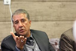 مدیرانی که حقوق نجومی می گرفتند باید برای همیشه از مدیریت عزل شوند