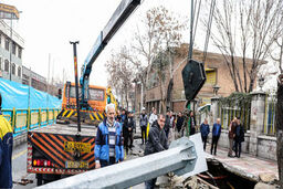 انسداد بخشی از خط ویژه اتوبوس خیابان مولوی به دلیل نشست زمین