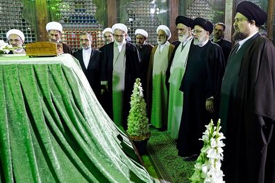تجدید میثاق آیت الله رئیسی با آرمان‌های امام (ره)