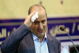 تاج جای وزیر ورزش نشست، فغانی نیامد