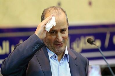 تاج جای وزیر ورزش نشست، فغانی نیامد