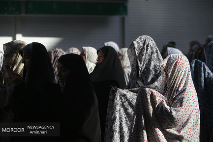 نماز عید سعید فطر در محله اختیاریه تهران