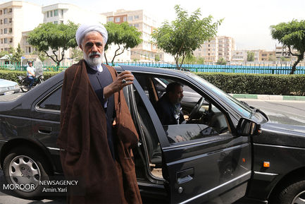  پیکر حجت‌الاسلام و المسلمین دکتر احمد احمدی عضو فقید شورای عالی انقلاب فرهنگی و رئیس سازمان مطالعه و تدوین کتب علوم انسانی دانشگاه‌ها