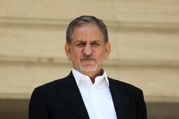 روحانی دانشمند و گنجینه اسرار کشور است!
