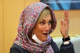 الساندرا کمپدلی رسما سرمربی تیم ملی والیبال زنان ایران شد