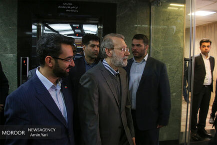 نشست رییس مجلس شورای اسلامی و وزیر ارتباطات