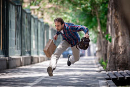 سریال «وضعیت زرد» از تلویزیون آماده نمایش شد