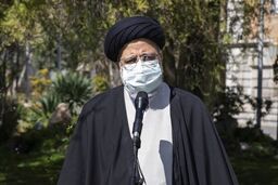 حضور سرزده رئیس جمهور در میان پرسنل عروجیان سازمان بهشت زهرا (س) 