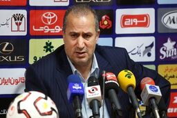 به خاطر اعتراض به مراسم AFC نرفتم نه چیز دیگری