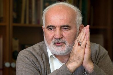  بعضی از مخالفان دولت را می‌شناسم و خودم با بعضی از سیاست‌های دولت مخالف هستم