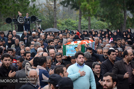 تشییع پیکر شهید تازه تفحص شده دفاع مقدس در رشت