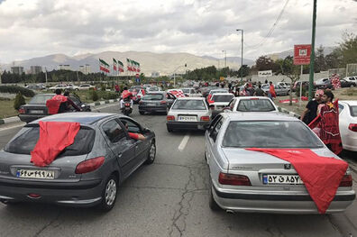 ترافیک بیرون ورزشگاه؛ 10 هزار نفر در آزادی