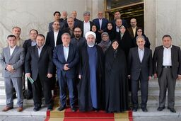 برای پیگیری موضوع سپنتا نیکنام به رهبری نامه نوشتم 