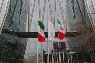ادامه روند سبزپوشی بازار سهام با رشد ۱۶ هزار واحدی شاخص بورس