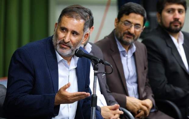 سروده علیرضا قزوه در استقبال از غزل رهبری