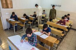 دولت سیزدهم ۶۹۰۰ مدرسه ساخت
