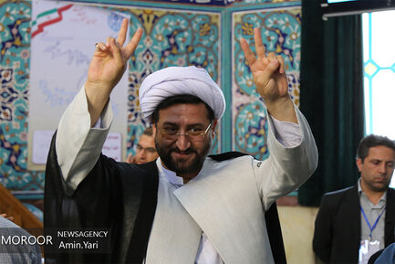 انتخابات در حسینیه ارشاد(2)