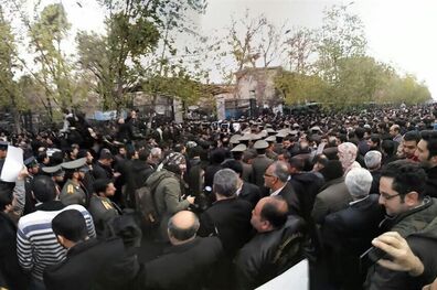 اینجا چهار راه قدس است