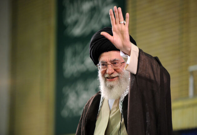دیدار هزاران نفر از مداحان و ذاکران اهل‌بیت با رهبر معظم انقلاب