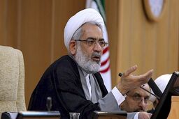 فضای مجازی با این وصف و وضعیت که همچون اتوبانی یک طرفه است متناسب با وضعیت نظام ماست؟