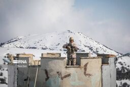عکس/ دفاع از مرزهای کشور در زمستان
