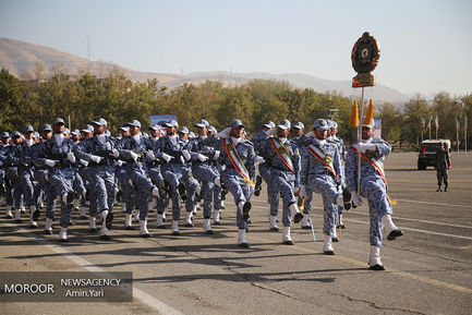 صبحگاه مشترک یگان های نمونه ارتش جمهوری اسلامی ایران