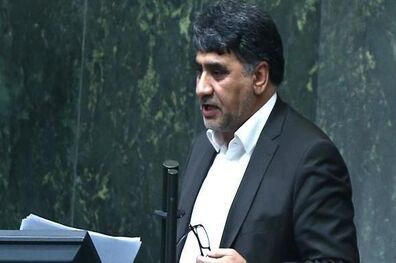 دشمن هر روز برنامه‌های اقتصادی ما را دنبال می‌کند تا از این ناحیه صدمه‌ بزند